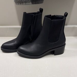 Elegant Black Ankle Booties